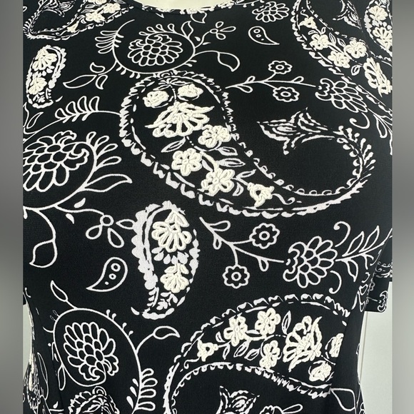 Keren Hart Women’s Sz Medium Paisley Textured A Line Mini Dress Textured - Picture 6 of 9